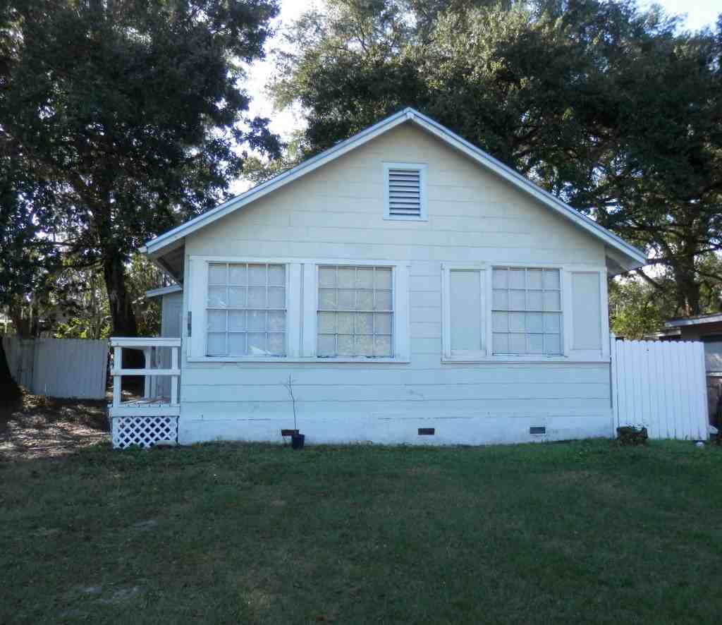 3621 E Hanna Ave - Photo 2 of 14