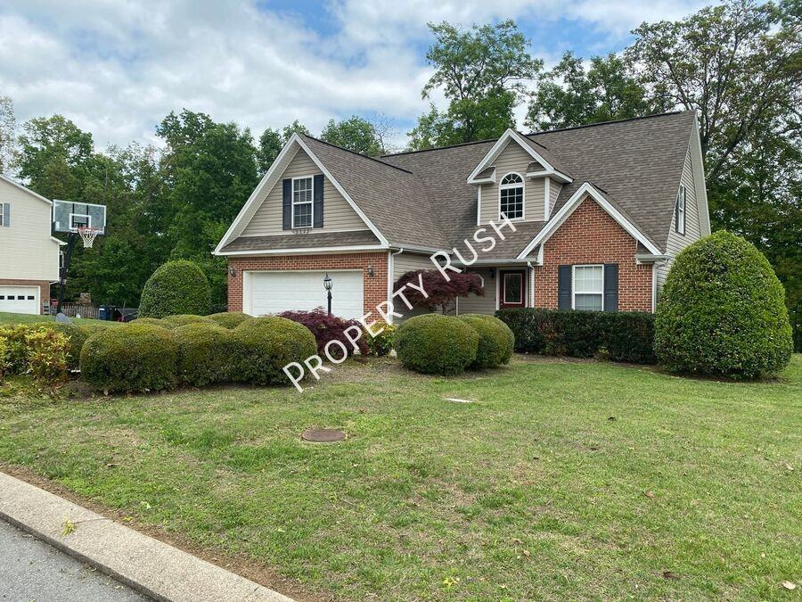 9108 Broad Leaf Ln - Photo 2 of 50