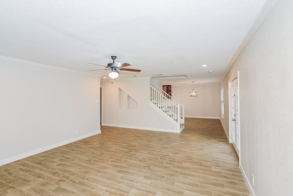 7818 Benbrook - Photo 5 of 17