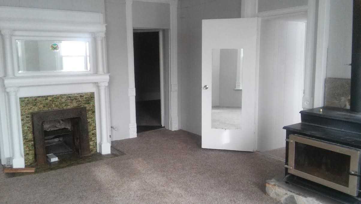 403 E 2700 S - Photo 2 of 11