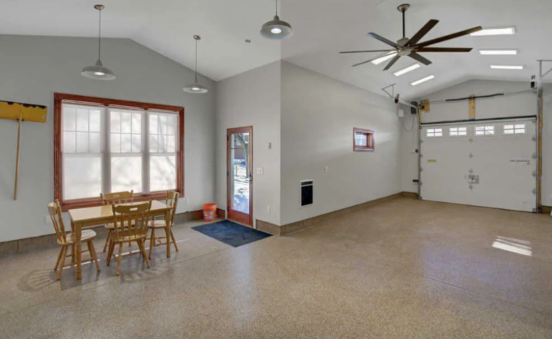 4171 Zarthan Ave S - Photo 3 of 13