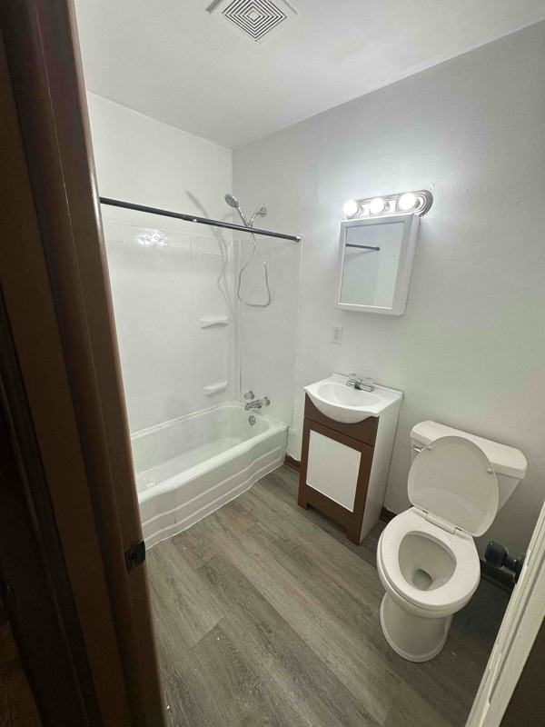 515 S 4th Ave #2 - Photo 2 of 6