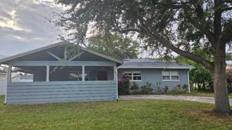 415 Lochmond Dr - Photo 1 of 1