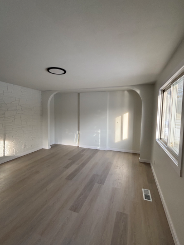 20084 Drake Rd #20084 - Photo 2 of 7