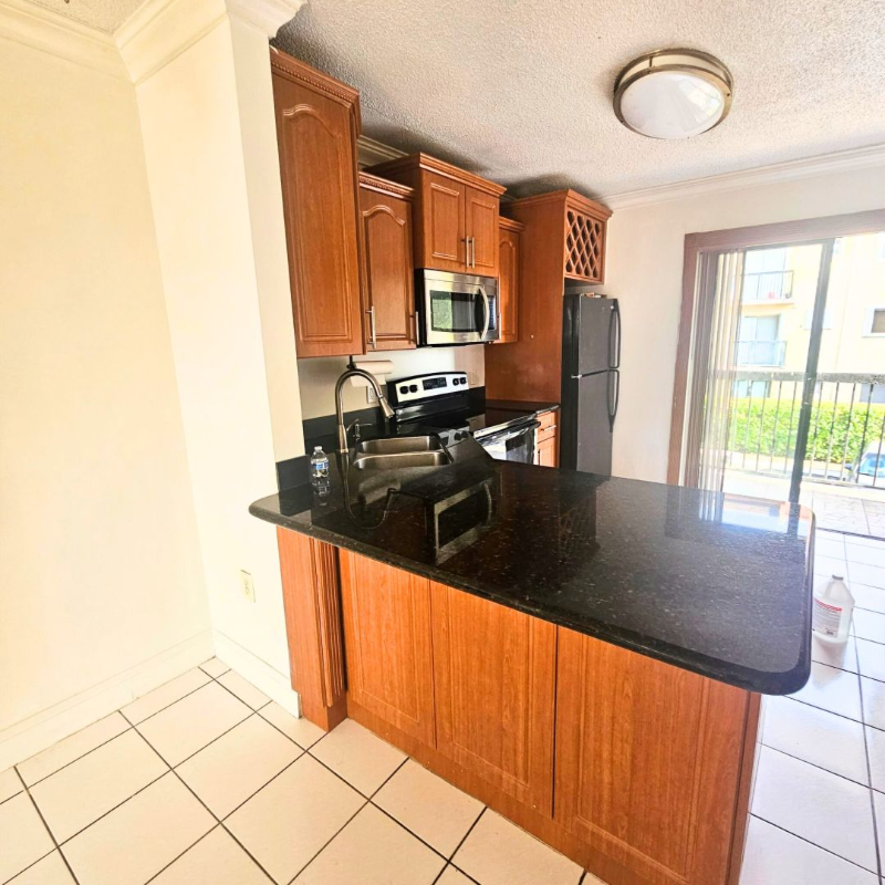 5460 W 31st Ct - Photo 3 of 10