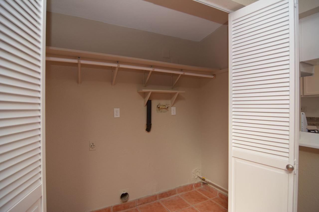 2825 East Menor Stravenue - Photo 3 of 5