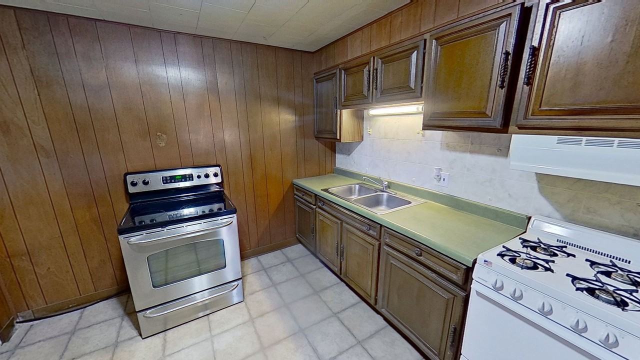 117 Main St - Photo 2 of 8