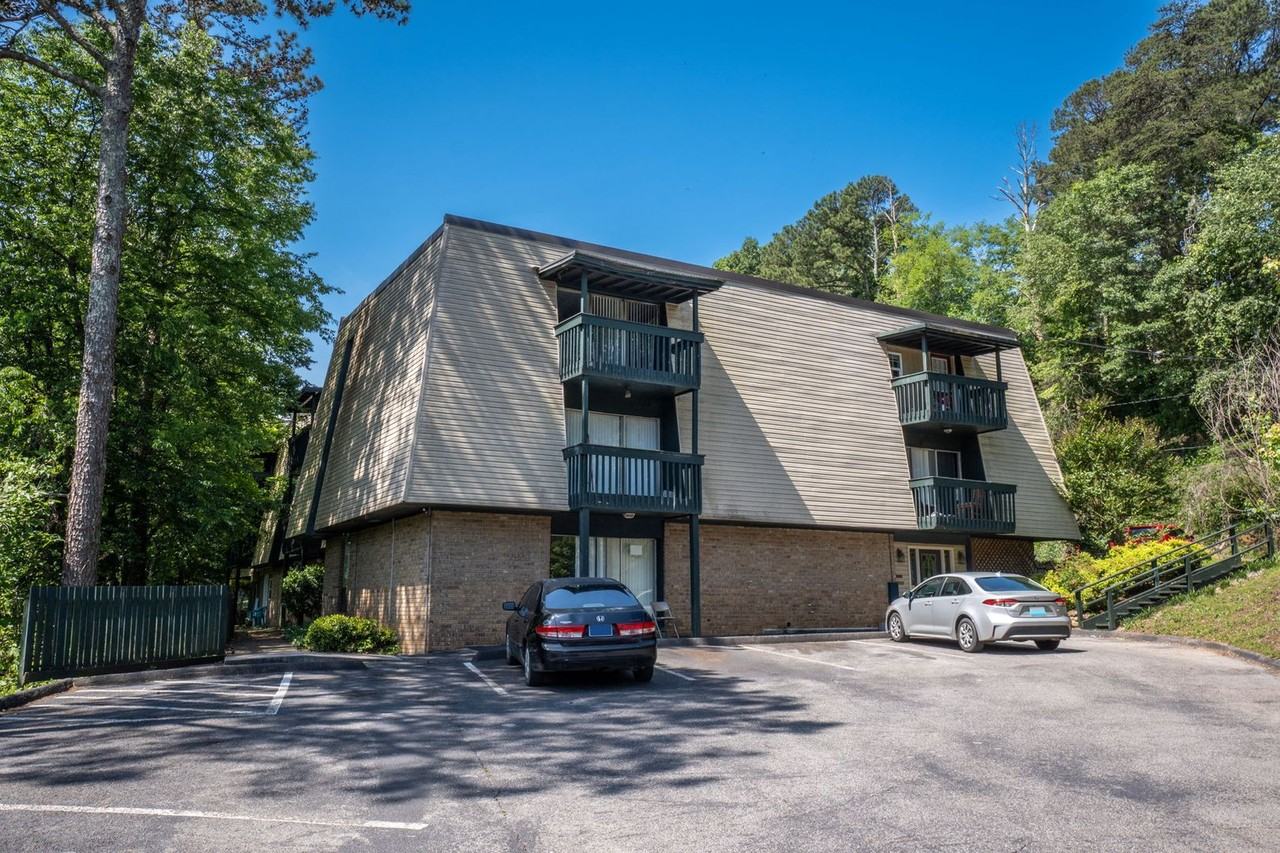 1591 Park City Road - Photo 2 of 20