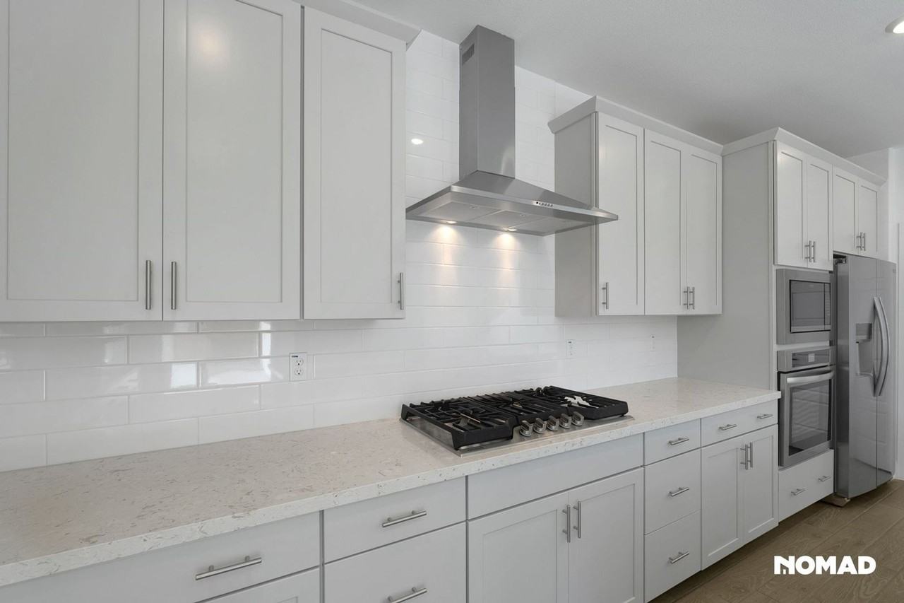 8017 Roundhouse Loop - Photo 6 of 39