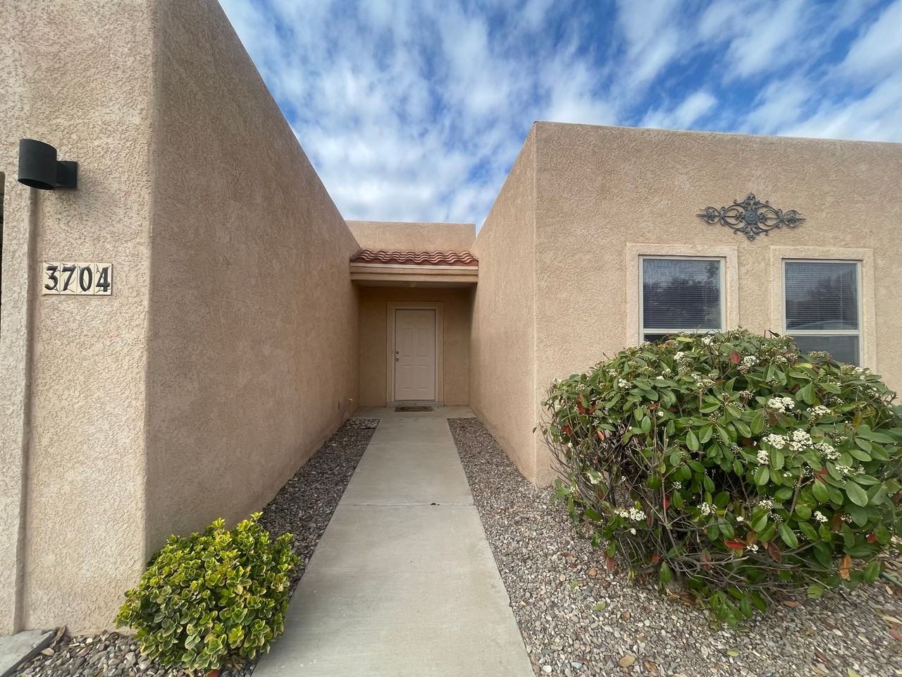 3704 Chromite Ct - Photo 2 of 27