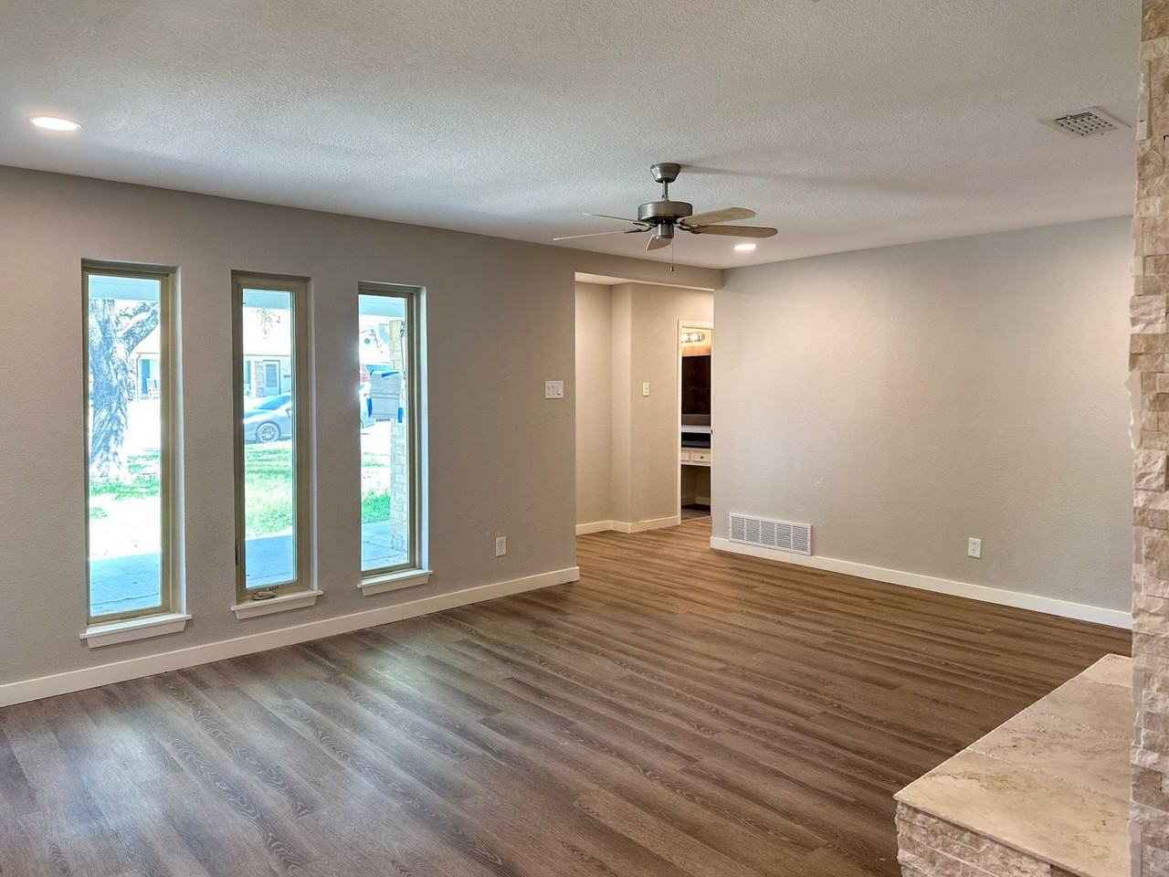 50082 Cibola Dr - Photo 3 of 10