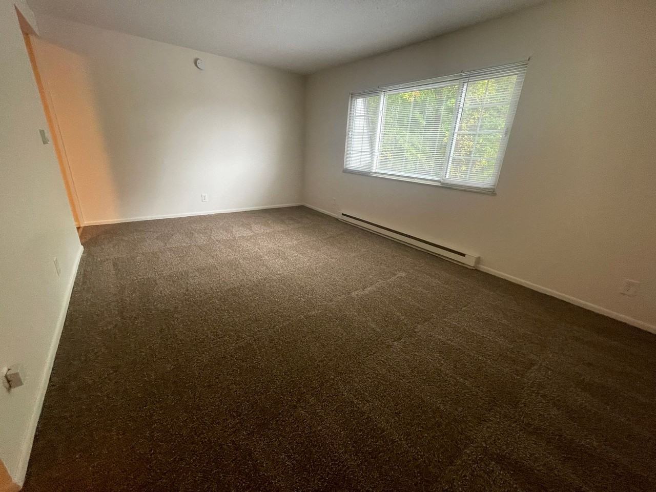 Meadow Creek Apartments - Photo 5 of 12