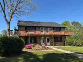 featured image of 428 W Main St