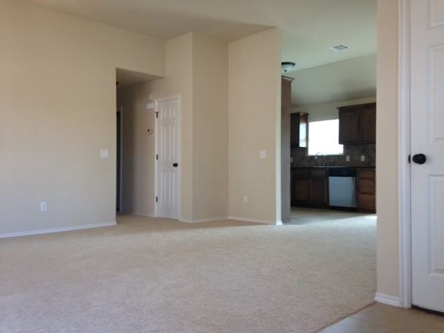 2325 Golden Ln - Photo 6 of 12