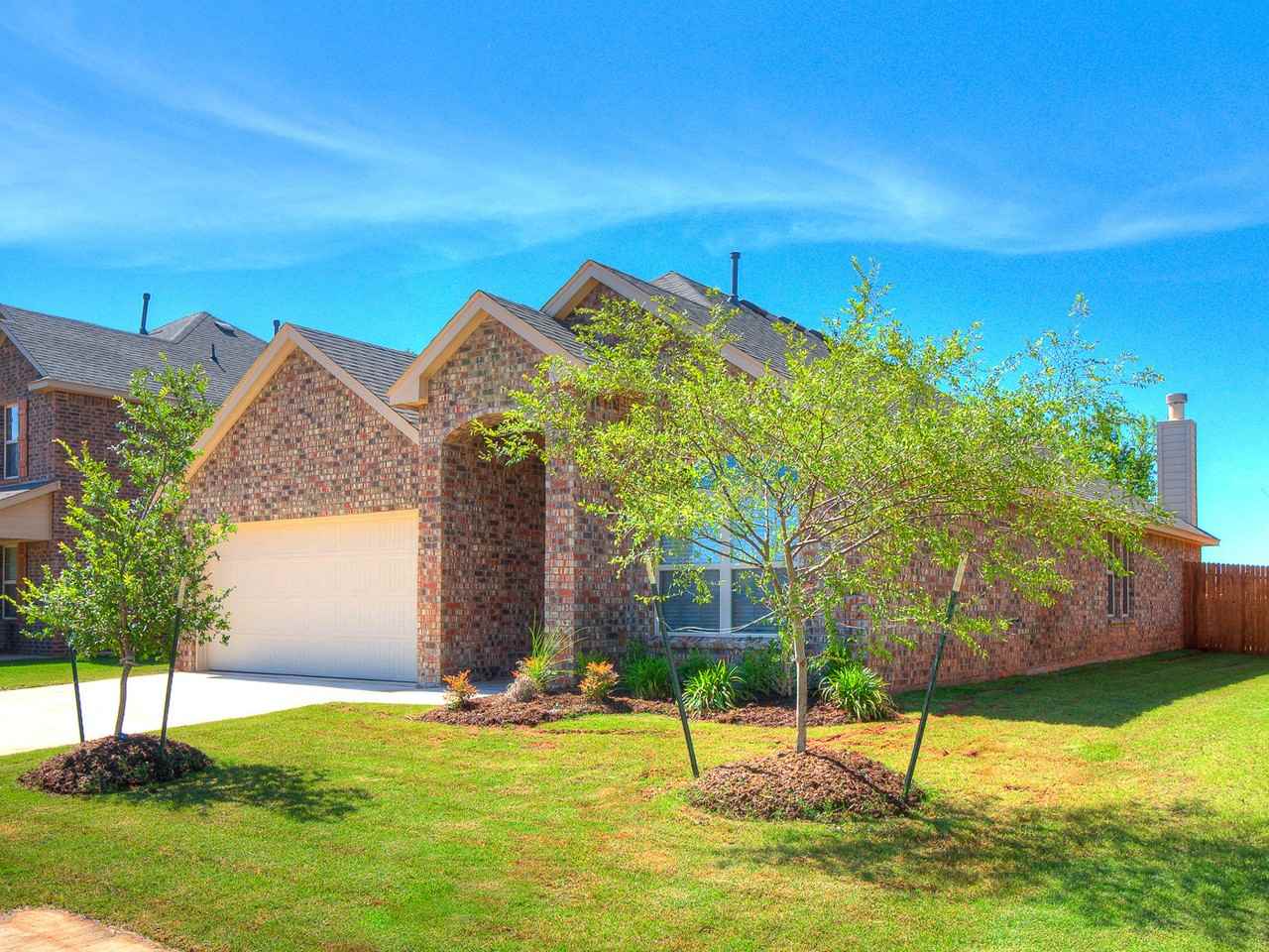 7336 Nw 148th St - Photo 4 of 49