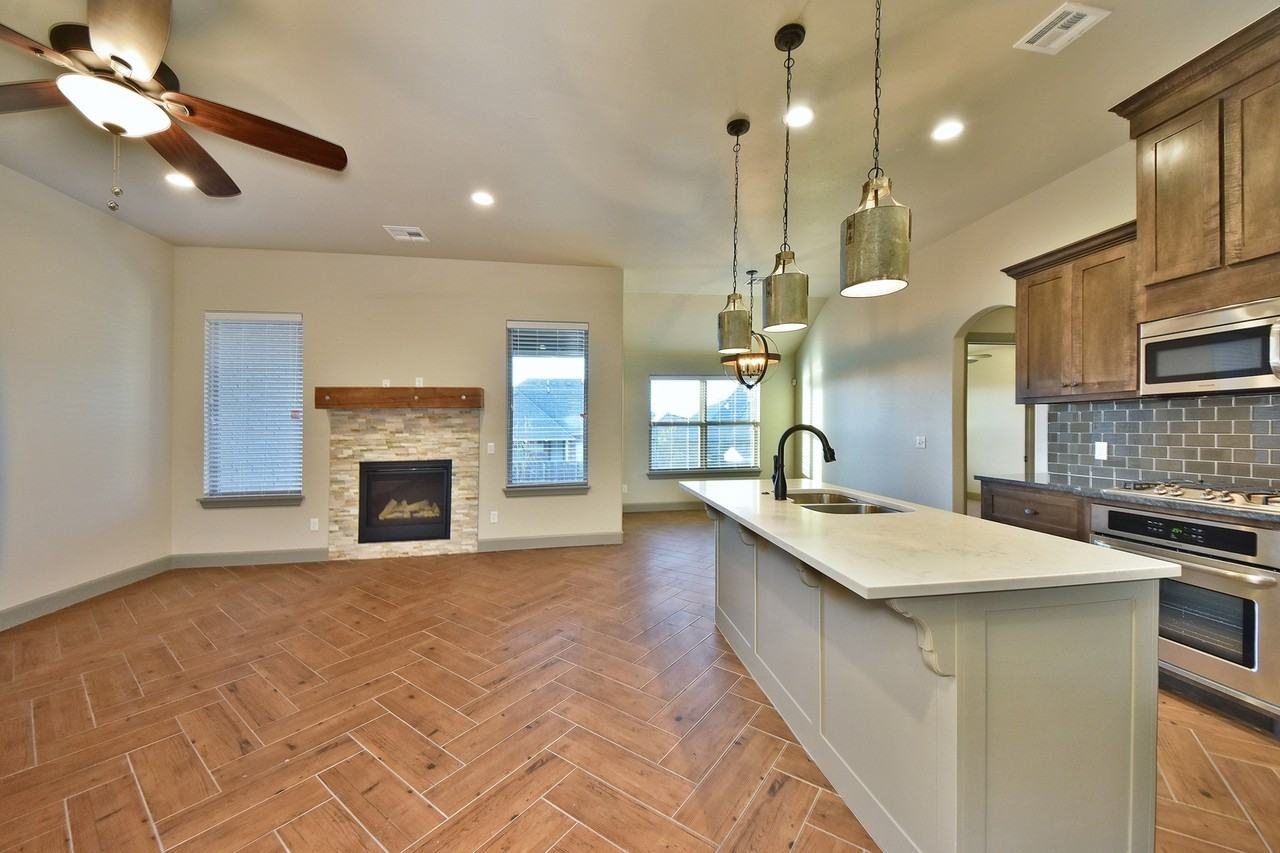 3217 Nw 188th Ter - Photo 5 of 31