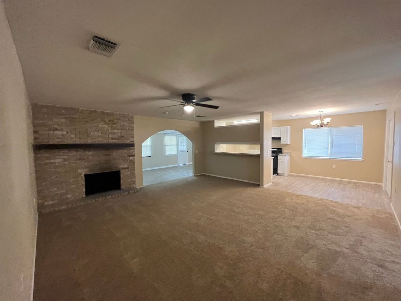 103 Meadow Way - Photo 5 of 37