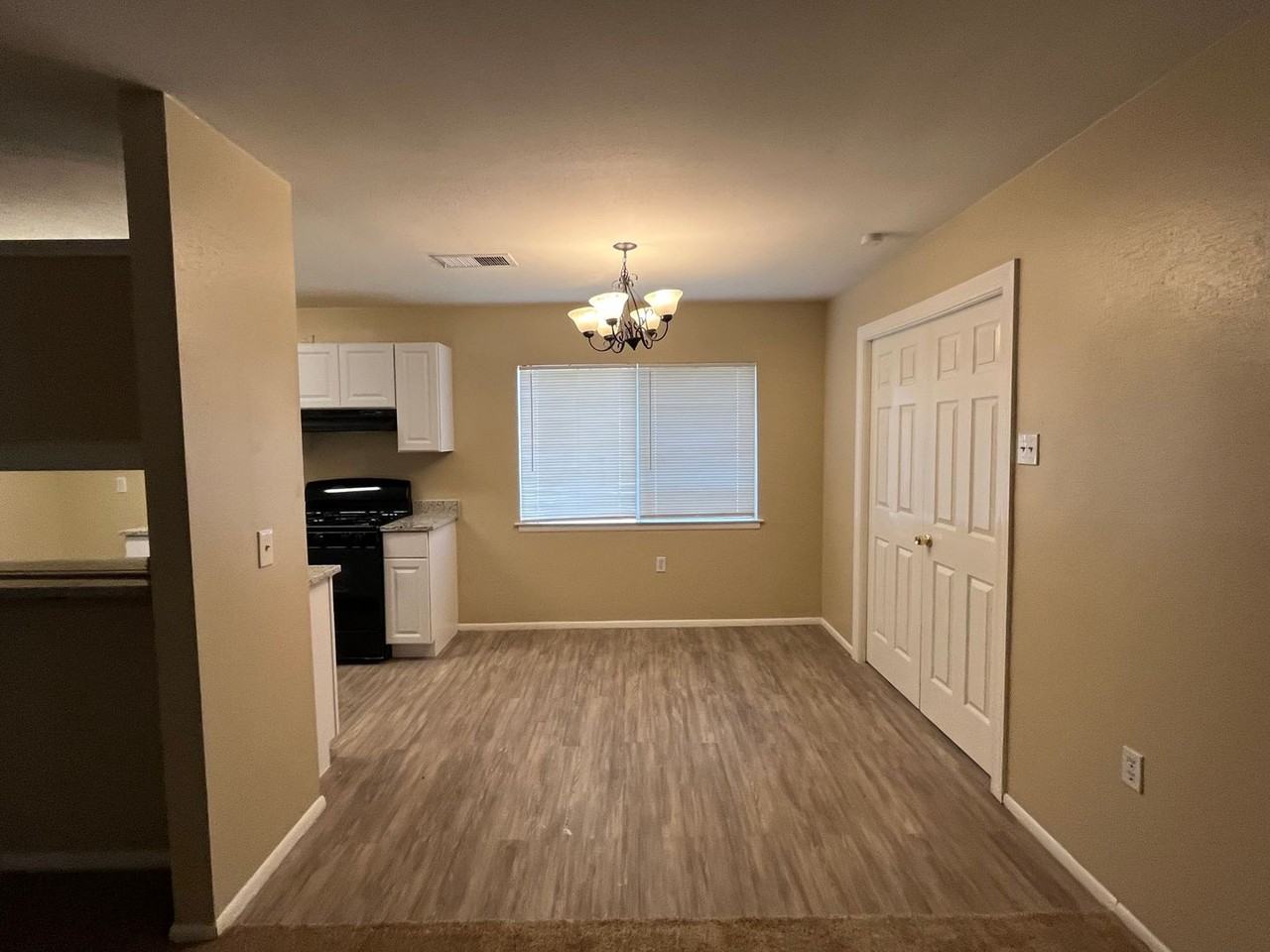 103 Meadow Way - Photo 6 of 37