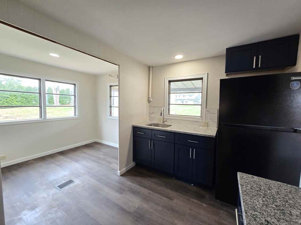 1144 E Stateside Dr - Photo 3 of 13