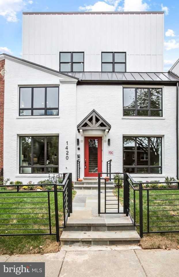 1420 Staples Street Northeast ##Ne