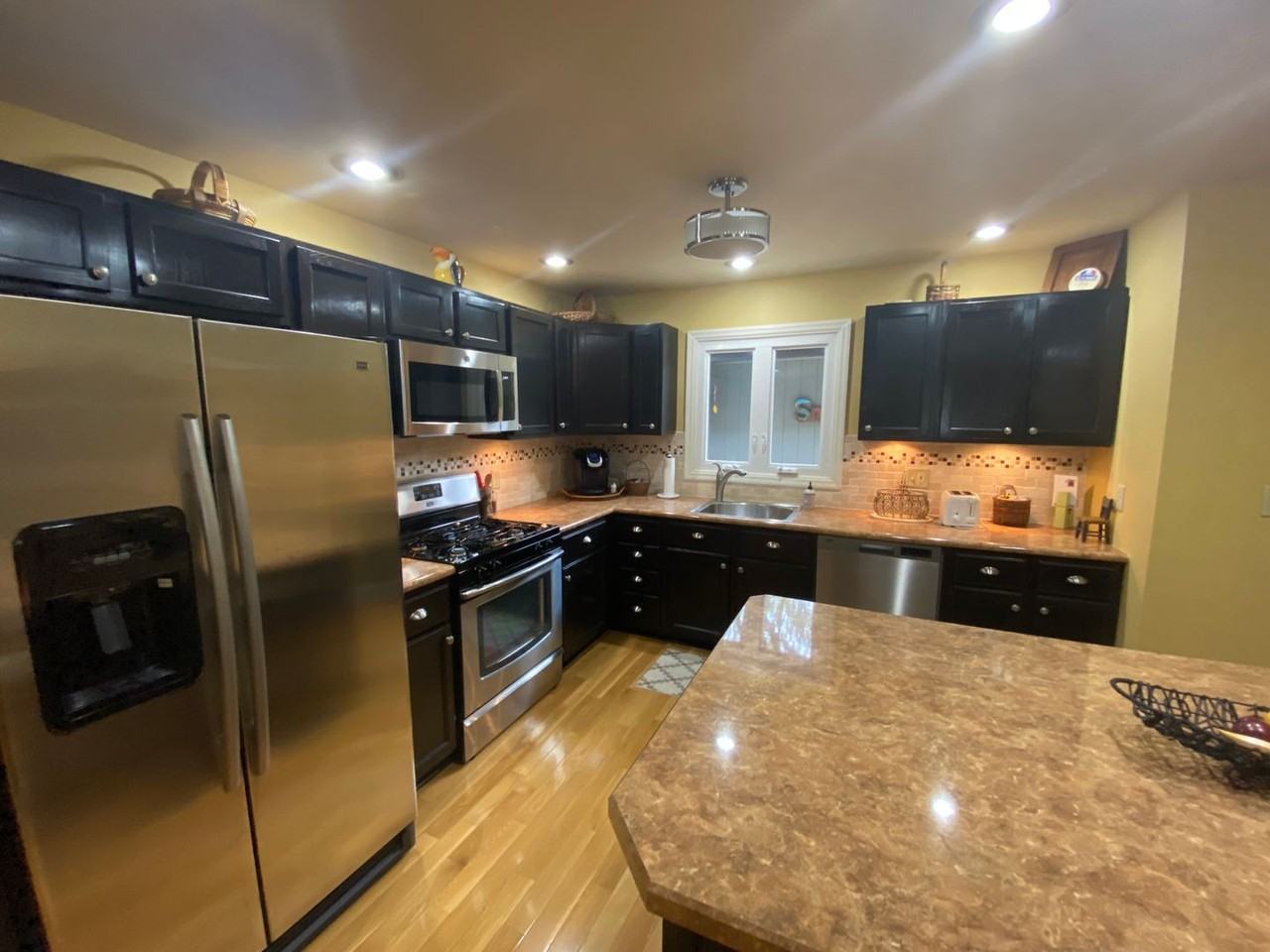 323 S Towanda Ave - Photo 6 of 22