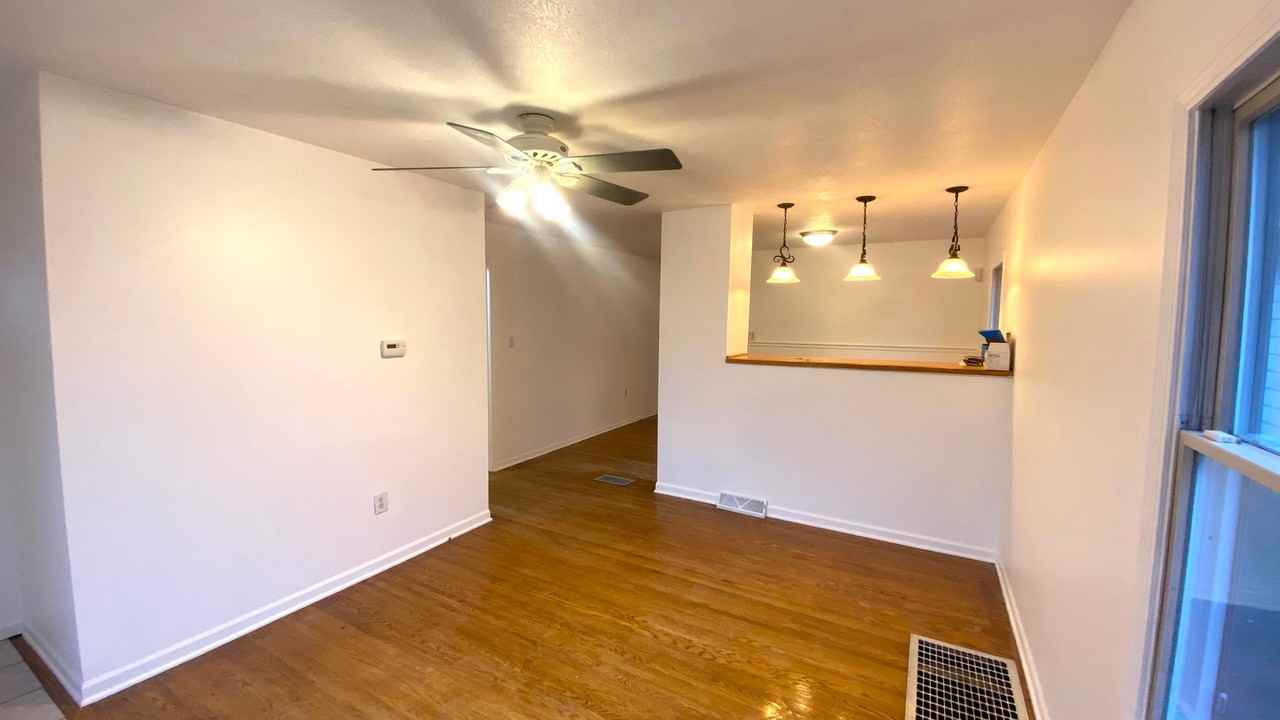 1431 E Paris Ave - Photo 3 of 9