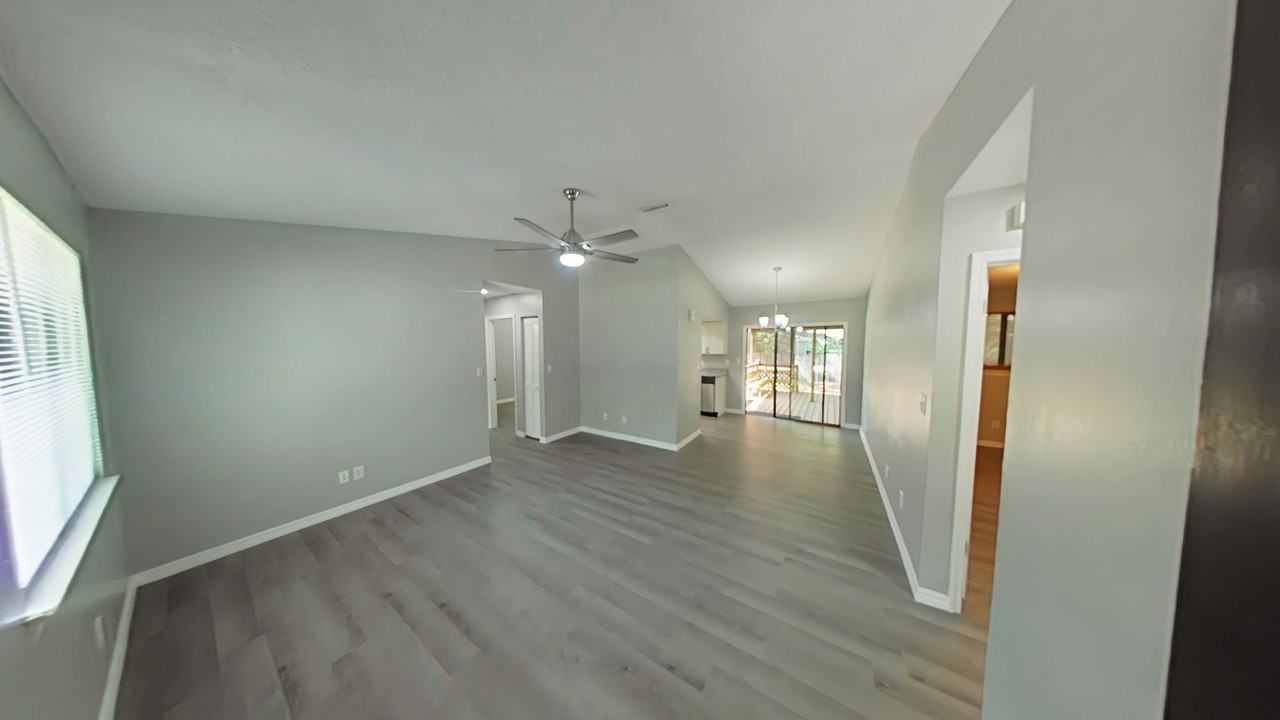 6440 Nw 66th Ct - Photo 4 of 15