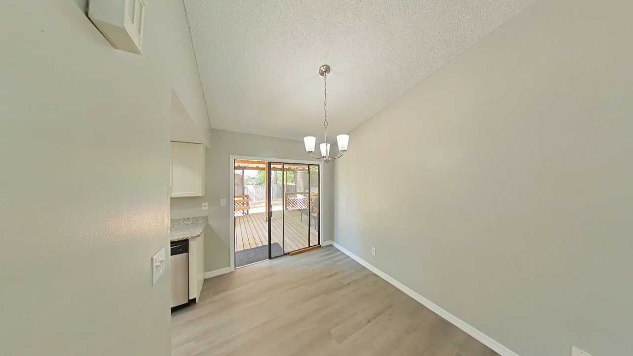 6440 Nw 66th Ct - Photo 6 of 15