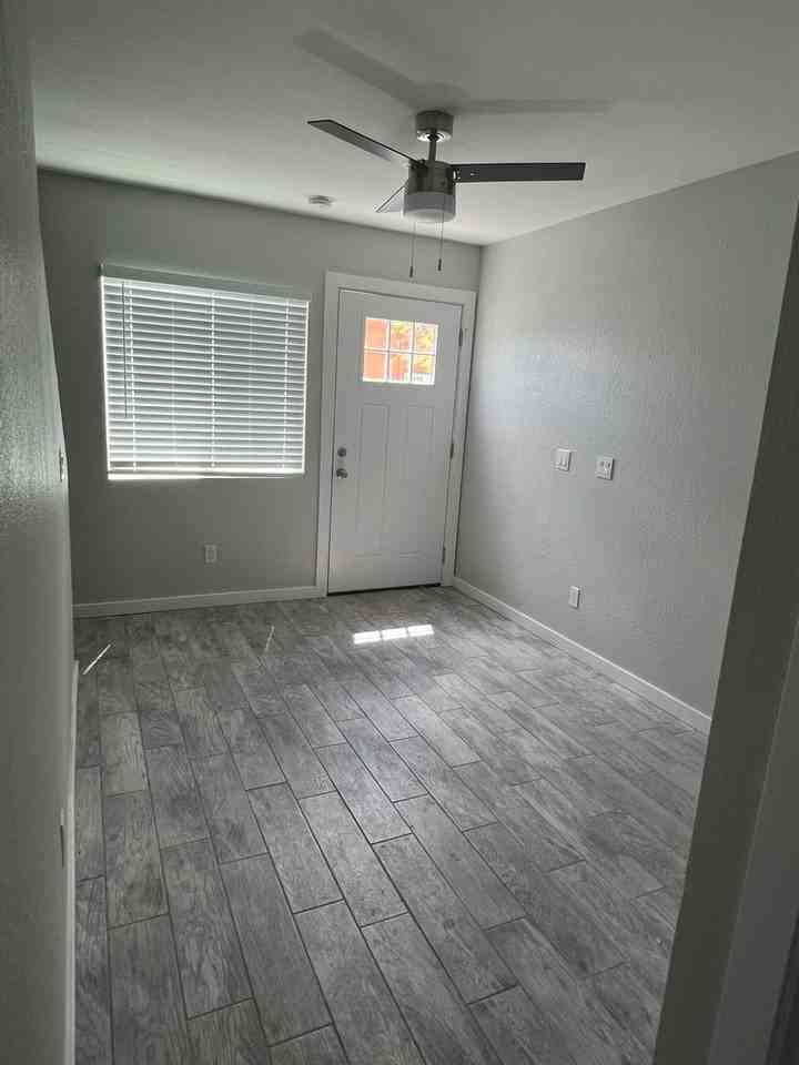 12717 W Amy Dr #4 - Photo 4 of 13