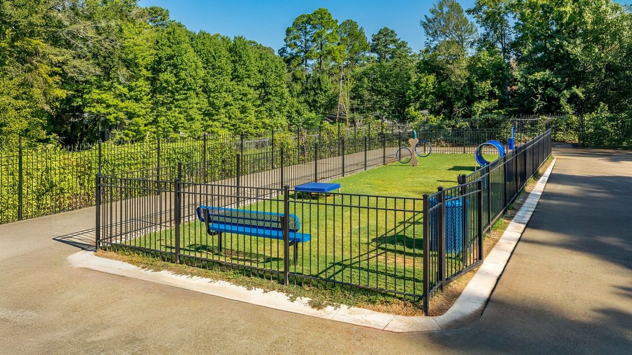 Crystal Gardens - Photo 5 of 30