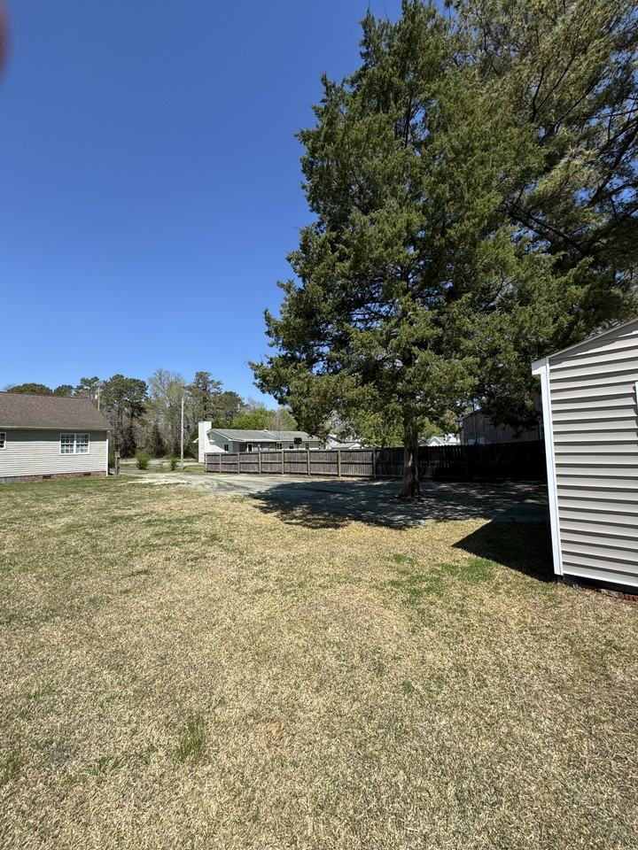 305 Gibbs Road #NA - Photo 5 of 45