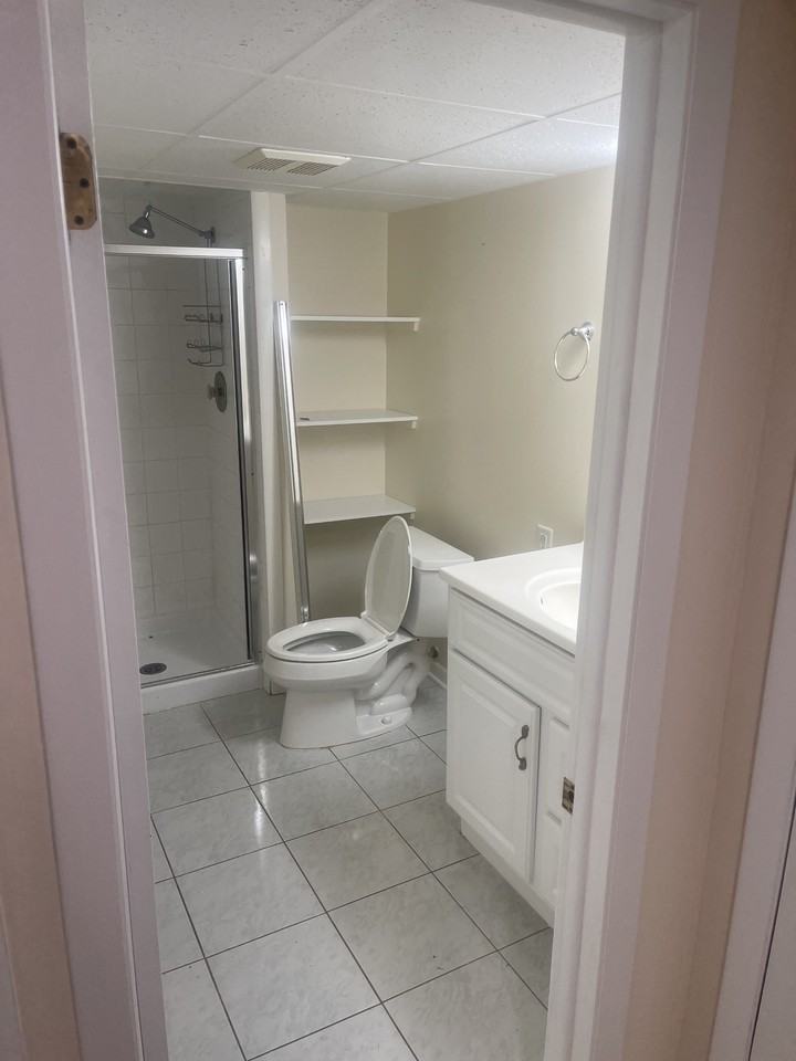 2123 N Haig Ct #NA - Photo 2 of 12