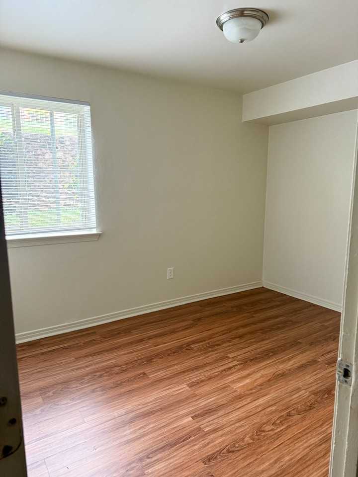 3533 Ferncliff Ave Nw #H091