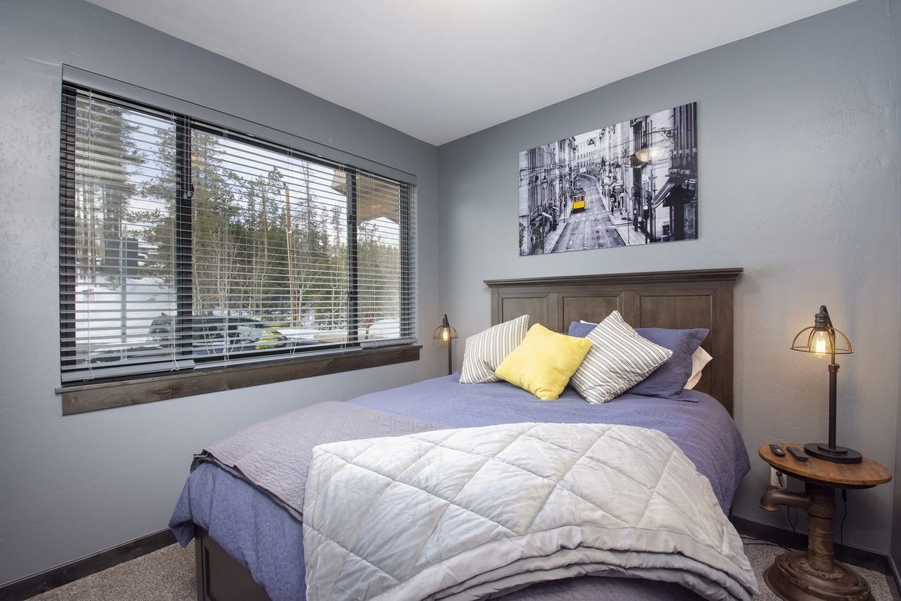 276 Lions Gate Dr - Photo 6 of 13