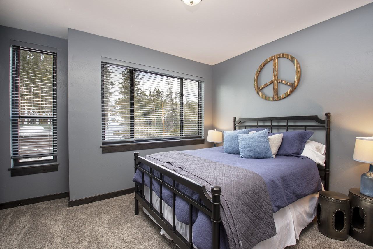 276 Lions Gate Dr - Photo 7 of 13