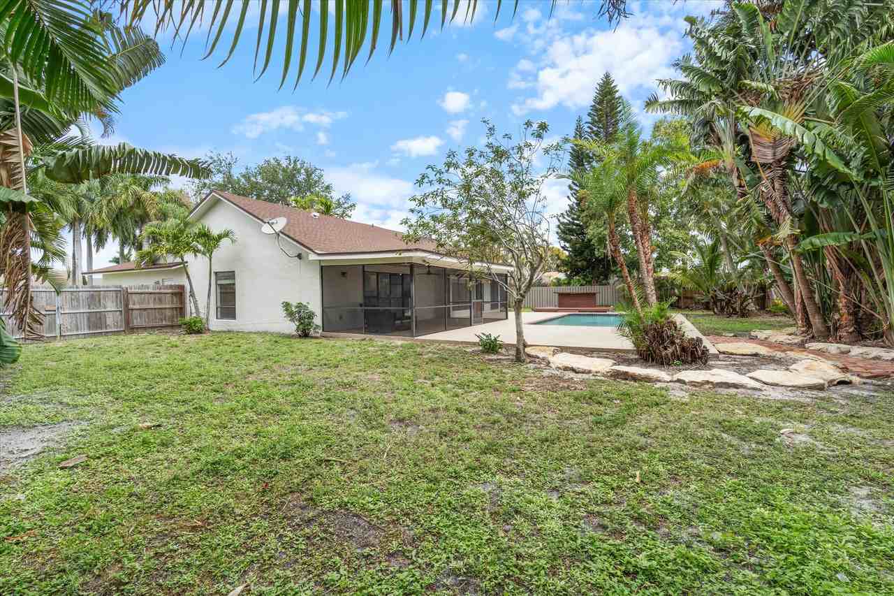 1394 Gallinule Cir #NA - Photo 3 of 27