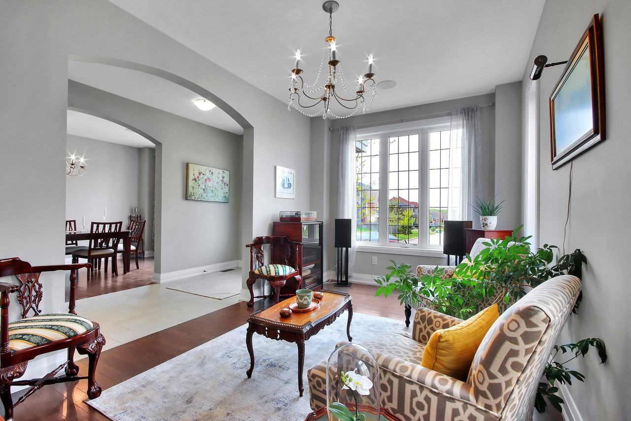 321 Trestle Street - Photo 2 of 30