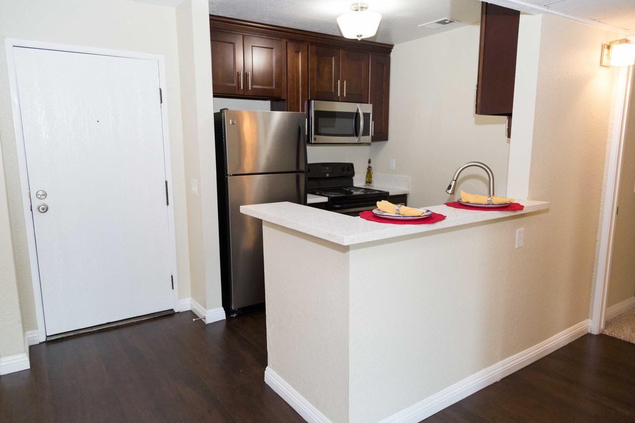 The Lodge at Porter Ranch Apartments - Photo 4 of 14