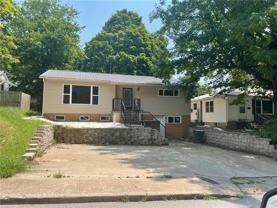 328 S Duncan Ave - Photo 1 of 1