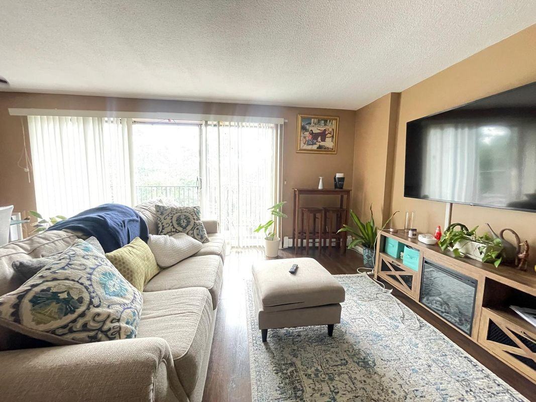 416 Chestnut St - Photo 3 of 13