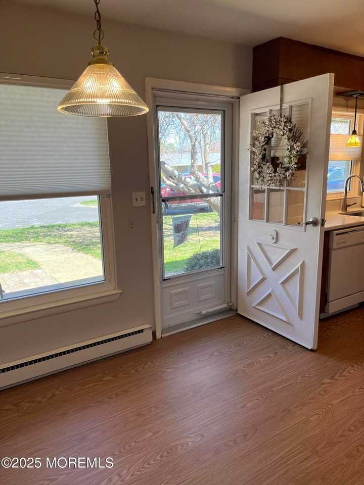 42 Buckingham Dr - Photo 4 of 23