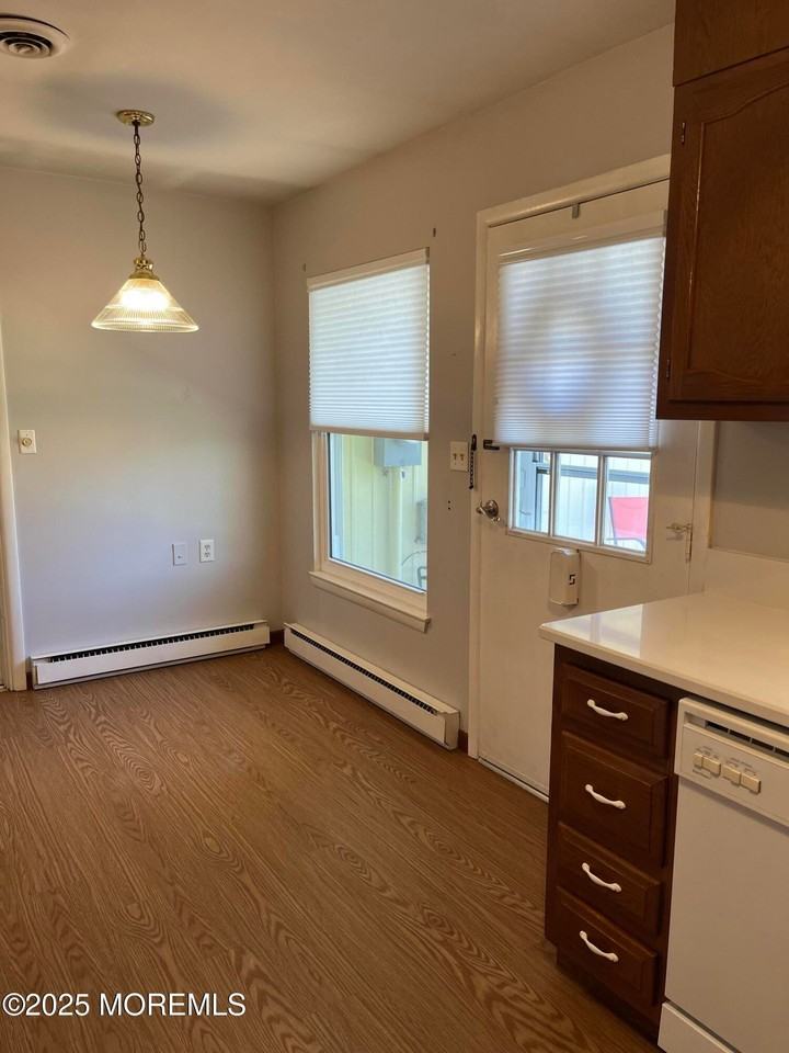 42 Buckingham Dr - Photo 6 of 23