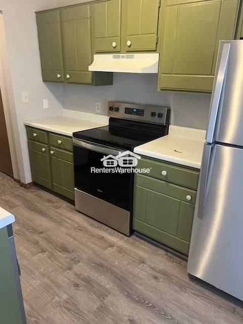 2108 Highwood Ave E - Photo 3 of 8