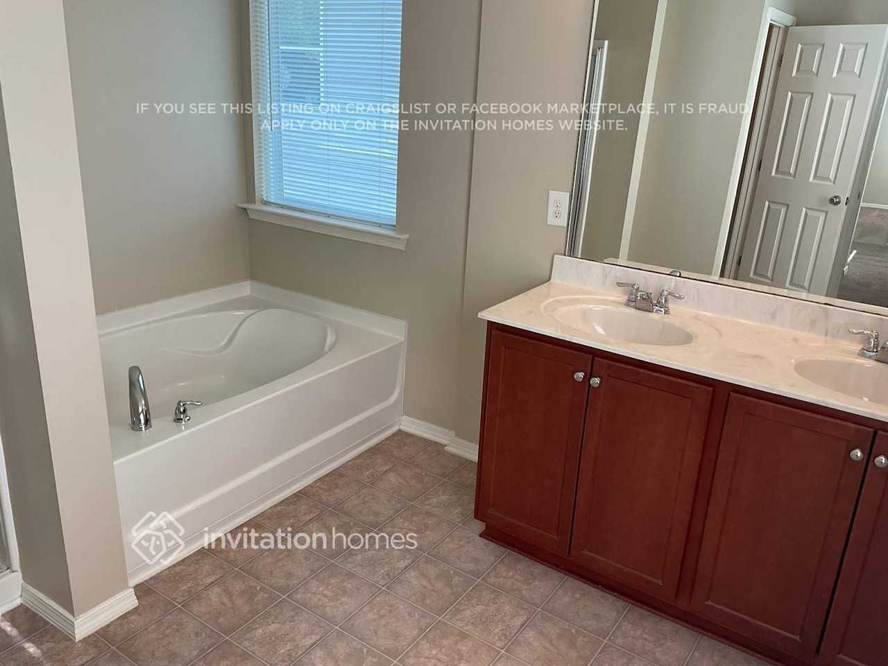 5514 Black Maple Dr - Photo 5 of 10