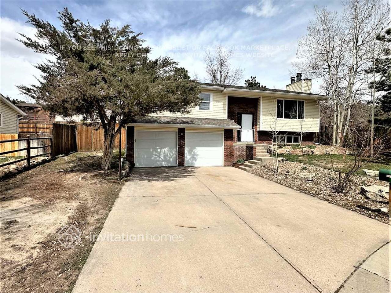 268 Johnson Ct - Photo 2 of 24