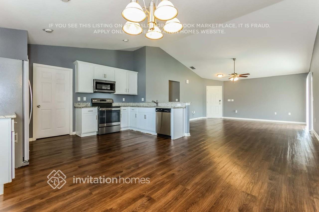2529 Bobby Lee Ln - Photo 5 of 16