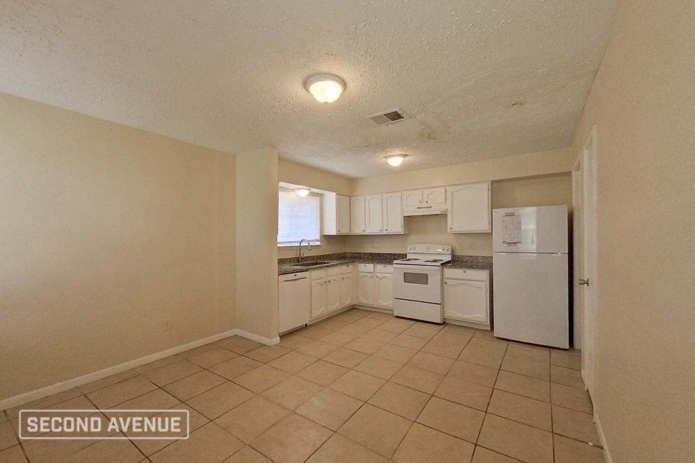 3314 Knotty Oaks Trl - Photo 2 of 20