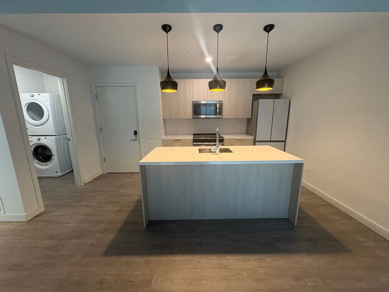 Baumhaus Apartments - Photo 3 of 30