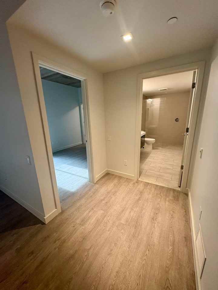 Baumhaus Apartments - Photo 5 of 30