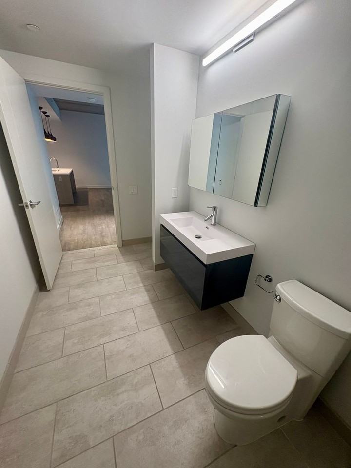 Baumhaus Apartments - Photo 6 of 30